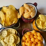Bulvių, kukurūzų traškučiu ir krekerių rinkinukas